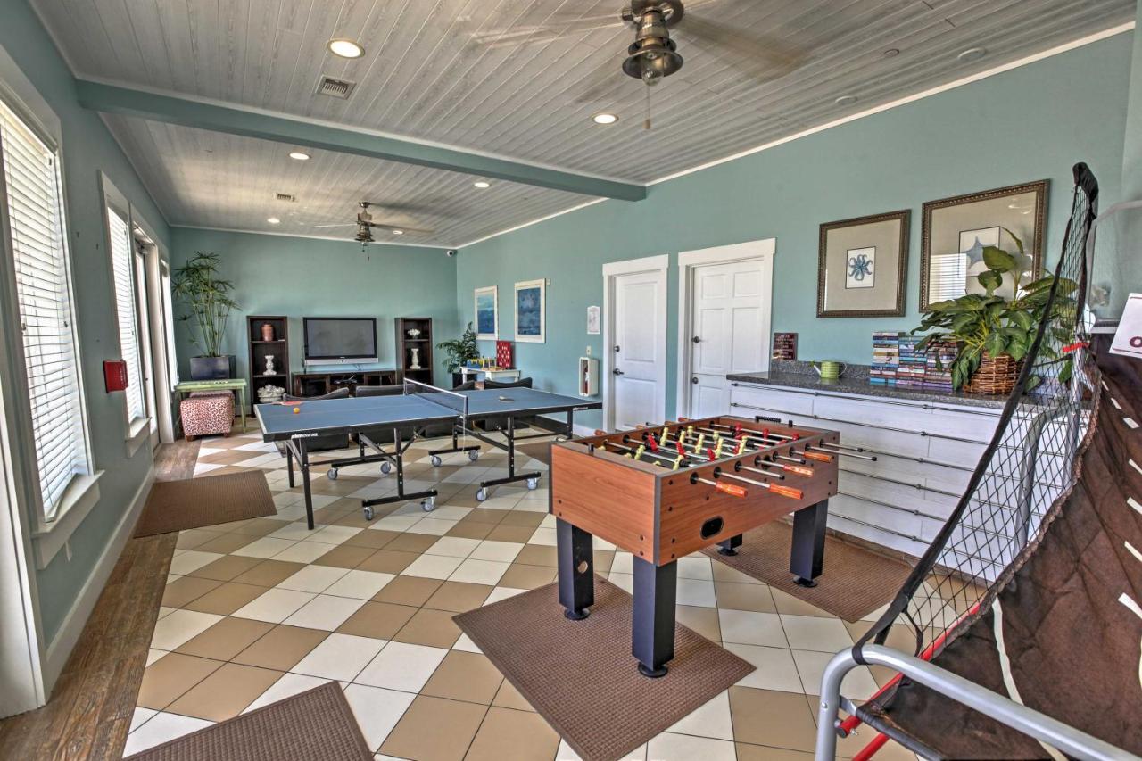 Appartement Pointe West Family Retreat Balcony And Ocean Views! à Galveston Extérieur photo